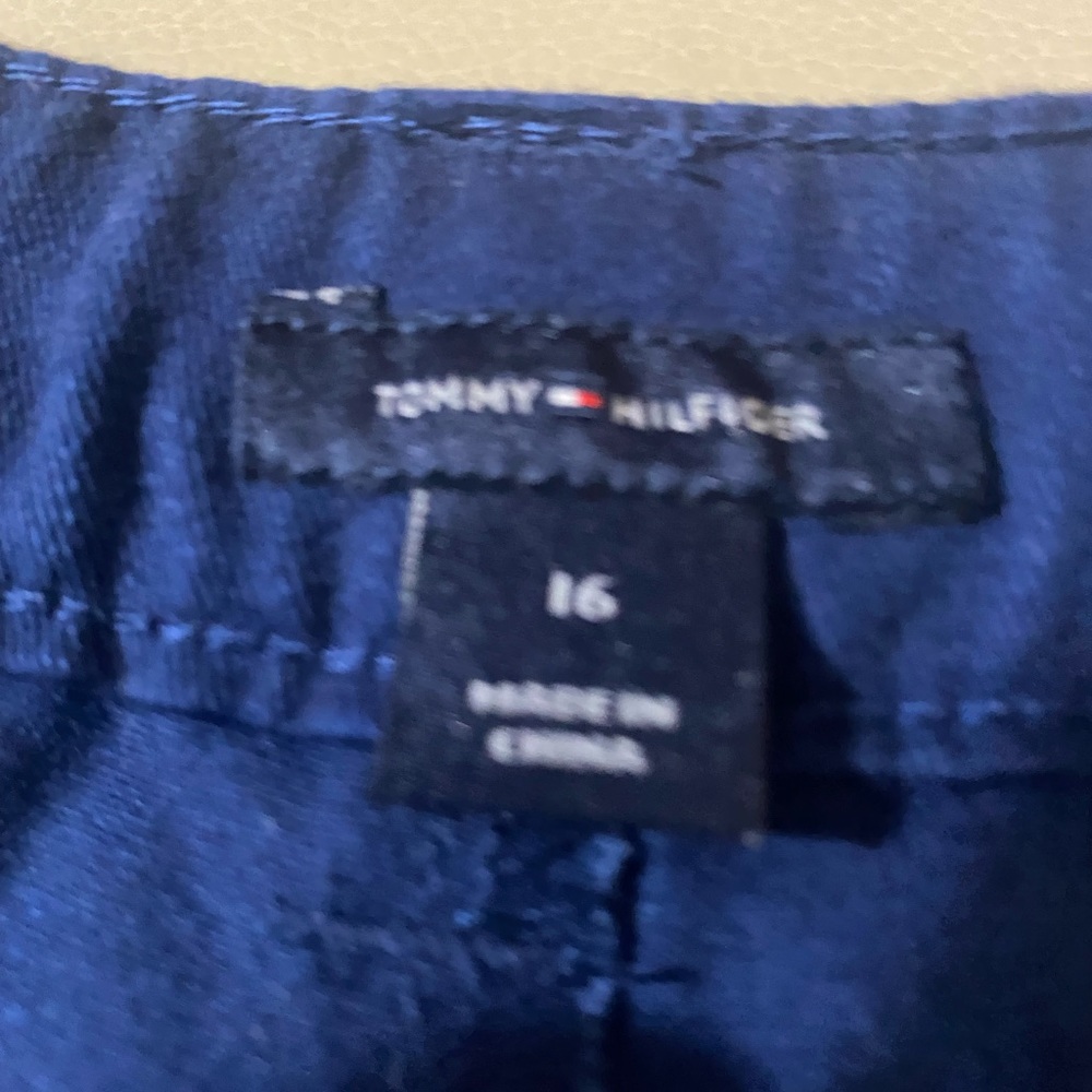 TOMMY HILFIGER shorts - Picture 9 of 15